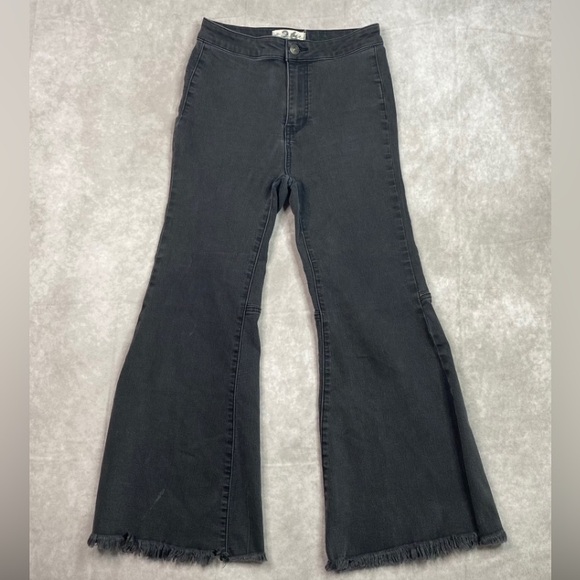 Free People Jeans 26 Black Youthquake Flare Bell Bottom High Crop Stretch Pant - Picture 1 of 16